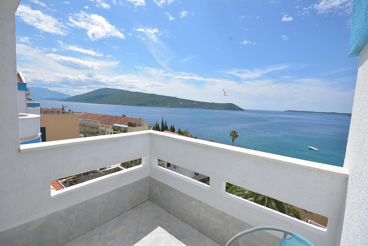 Hotel Vila Margot Herceg Novi Exterior photo