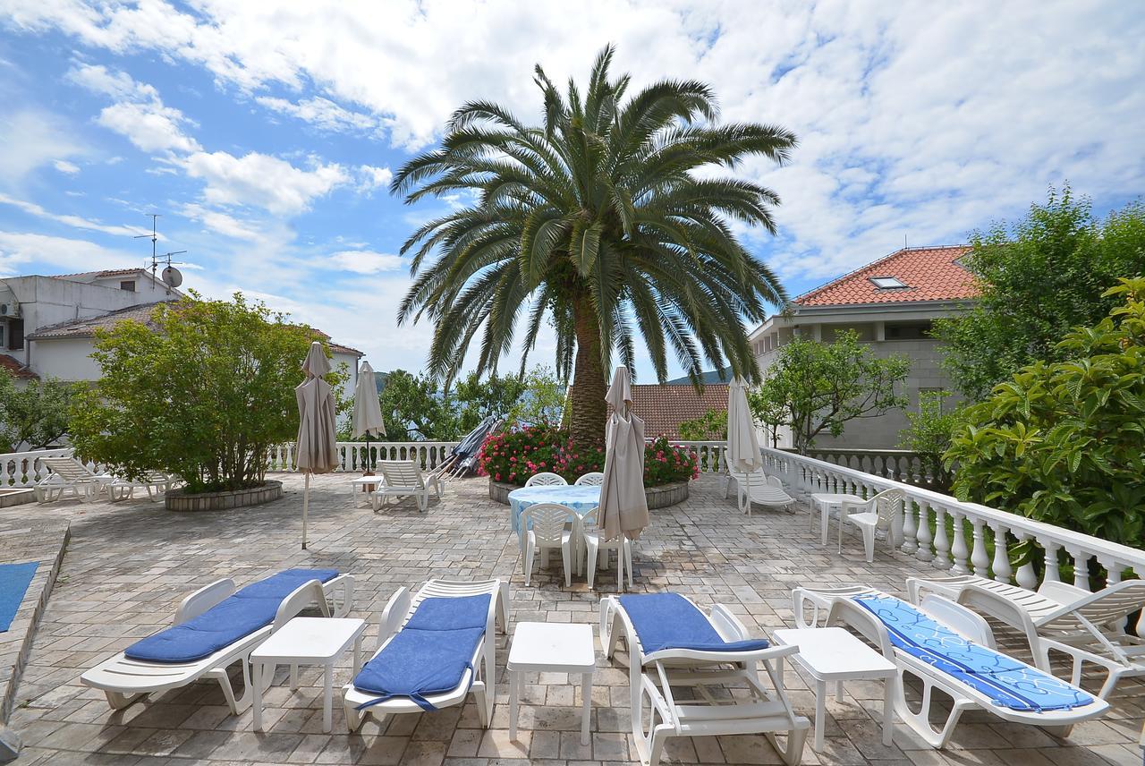 Hotel Vila Margot Herceg Novi Exterior photo